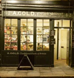 A Gold's shop in Spitalfields.